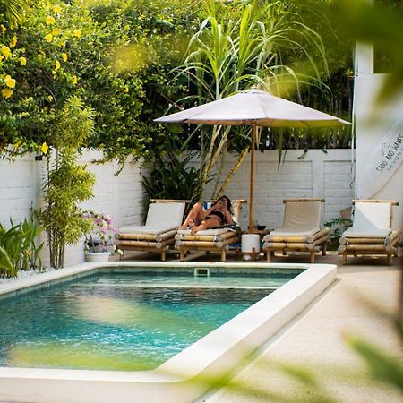 Kuta The White Bay Lombok公寓 外观 照片